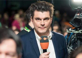 Lutz van der Horst schockiert Fernsehmoderator mit Alkoholgeständnis