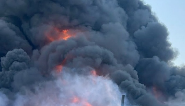 HUR-Drohnen greifen Petrochemieanlage in Baschkortostan an
