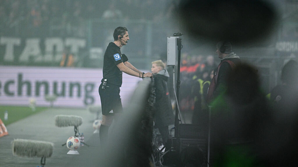 Gladbach gegen 1. FC Köln | VAR-Ärger um Aytekin – Kwasniok poltert – sport.de