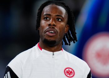 Transferticker: Frankfurts Millionen-Flop vor Winterflucht