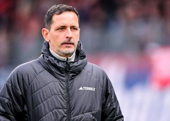 Eintracht Frankfurt: Bankentscheidung wegen erkranktem Toppmöller getroffen | Sport