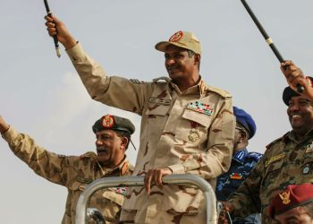 Massenmord, Völkermord: Die heimlichen Geldgeber der Sudan-Schlächter | Politik