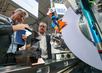 Der baden-württembergische Maschinenbauingenieur steckt in der Klemme