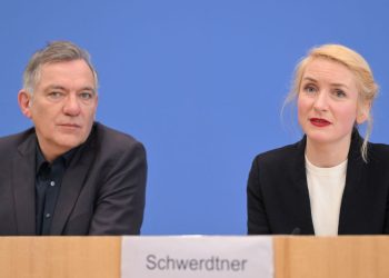 Links – Israel: Parteiführung kritisiert Entscheidung der Parteijugend