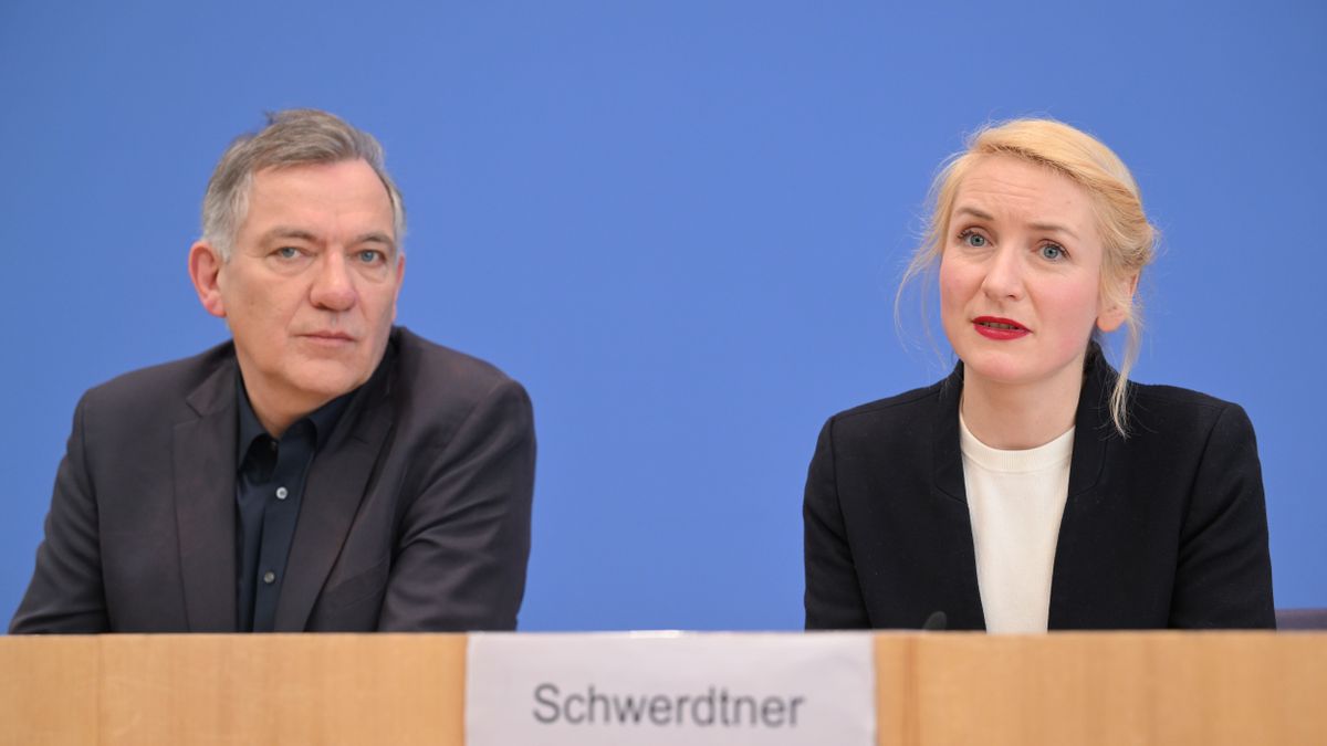 Links – Israel: Parteiführung kritisiert Entscheidung der Parteijugend