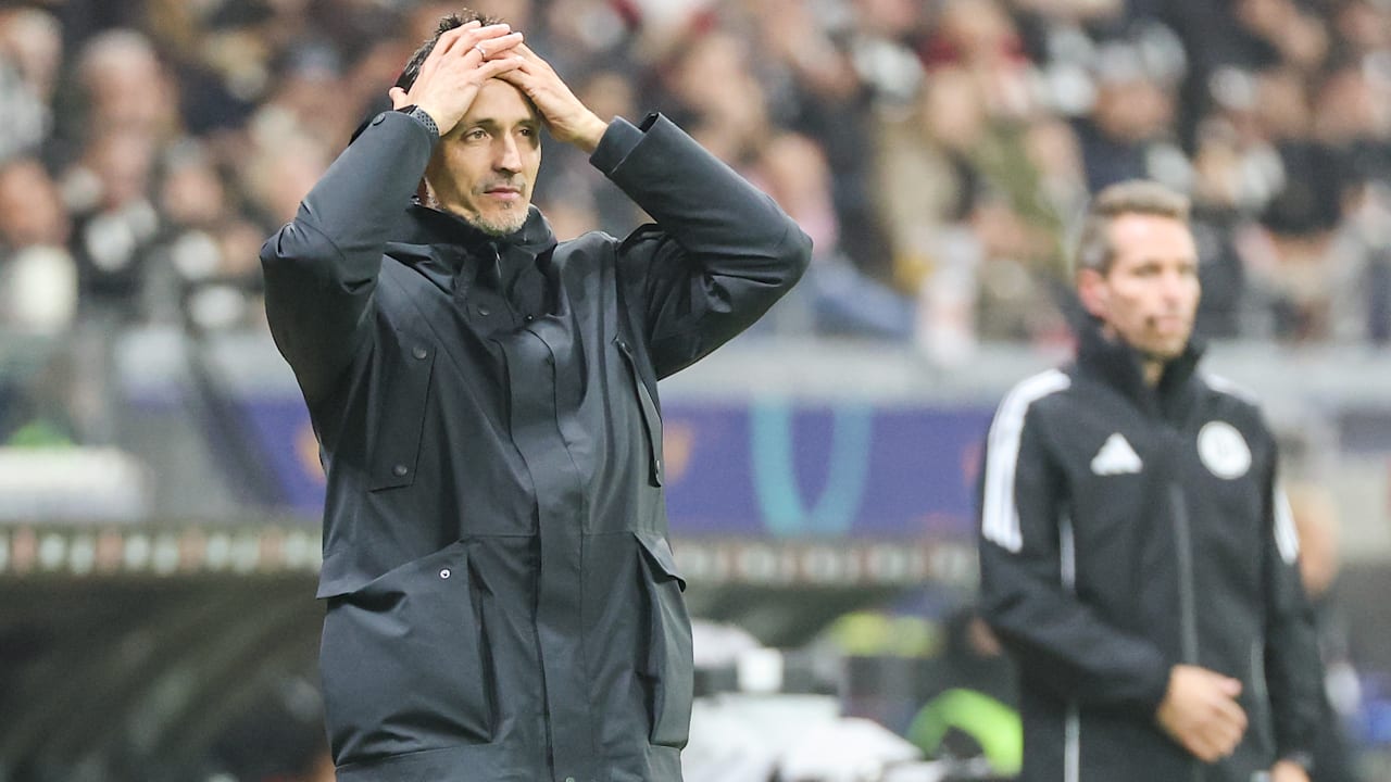 Eintracht Frankfurt: Toppmöller bestraft 2 Eintracht-Stars komplett! | Sport