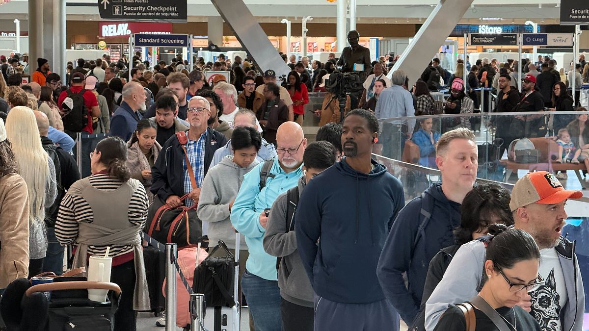 Fluglotsen werden nicht bezahlt: US-Regierung streicht Flüge wegen „Shutdown“.