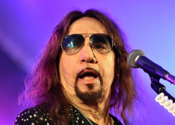 Gerichtsmediziner gibt Todesursache von Kiss-Mitbegründer Ace Frehley bekannt