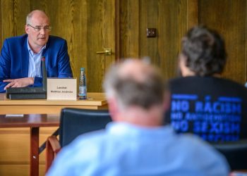 „Arbeitspflicht“ für jugendliche Arbeitslose: Um 7 Uhr klingelt das Ordnungsamt