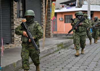 Ecuadorianische Behörden haben nach einem Gewaltausbruch Dutzende Tote in einem Gefängnis aufgefunden