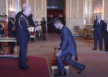 Nach Ritterwürde: Familie Beckham feiert „Sir David“