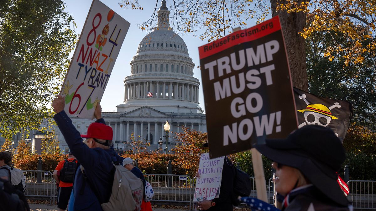 Donald Trump ist unbeliebter denn je: Shutdown bringt neues Umfragetief