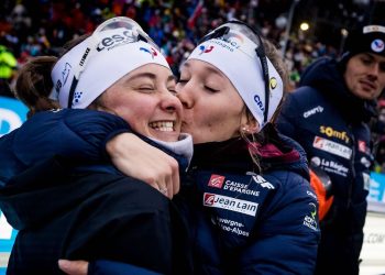 Aufregung in Frankreich: Biathlon-Star Jeanne Richard soll das Gewehr von Oceane Michelon manipuliert haben