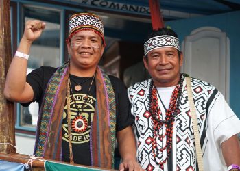 Von den Anden zum Amazonas: Schiff mit rund 60 Ureinwohnern erreicht COP30