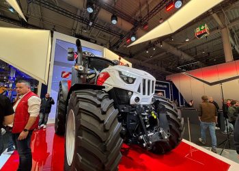 Agritechnica 2025: Steyr stellt Cervus CVT mit 435 PS vor