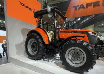Deutz-Fahr Serie 8, XXL-Futtermischwagen und Tafe-Traktoren am Messemontag