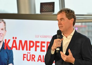 Ulf Kampf gewinnt SPD-Vorwahl in SH