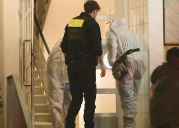 Mädchen schwer verletzt: Gruppenvergewaltigung in Berliner Plattenbau? | Regional