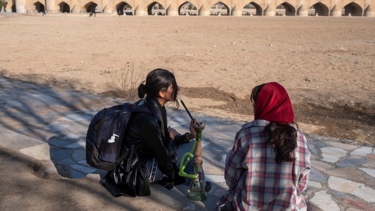 Iran: Staatsmedien warnen vor „nationaler Katastrophe“ wegen Wasserkrise – Spiegel