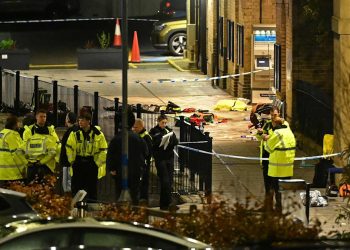 England: Mehrere Menschen im Zug erstochen – Starmer beschwert sich über „zutiefst beunruhigenden“ Vorfall