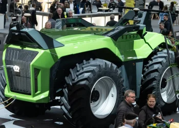 Agritechnica 2025 in Hannover: Pflanzenschutz mit KI und Feldrobotern