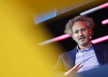 Wette gegen Nvidia & Palantir: Karp kontert Burry: „Ich denke, es ist Marktmanipulation“