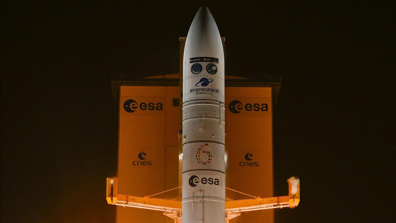 Der Satellit Sentinel-1D startet ins All, um die Wachablösung zu markieren