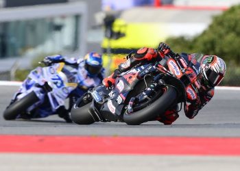 Live-Ticker: Bezzecchi überragend, Bagnaia stürzt ab! / MotoGP
