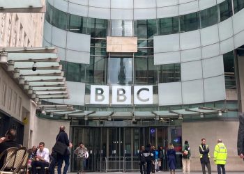 BBC-Chef tritt nach Kritik an der Bearbeitung von Trump-Aussagen zurück