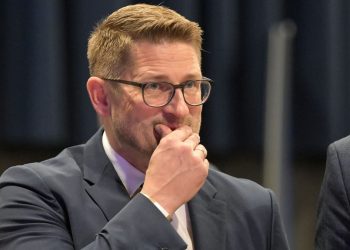 Erbitterter Kampf um die DNA der Partei