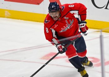 „Absolutes Highlight“ – 40-jähriger Ovechkin schießt 900. NHL-Tor