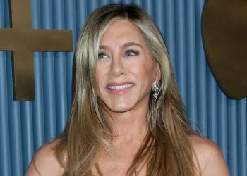 Jim Curtis teilt herzliche Bilder: Jennifer Anistons neuer Freund „will nicht aufwachen“