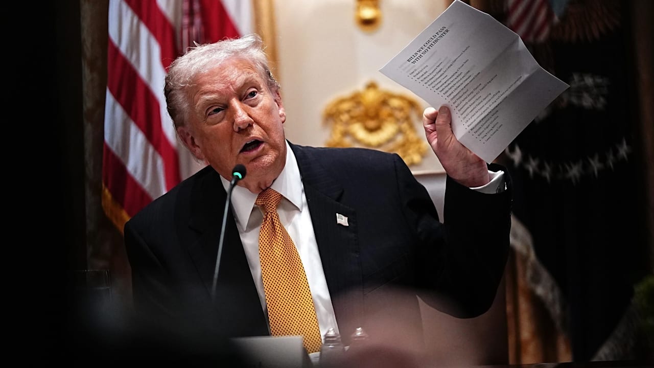 Amerikaner zunehmend unzufrieden: Shutdown wird für Trump zum Wahldesaster | Politik