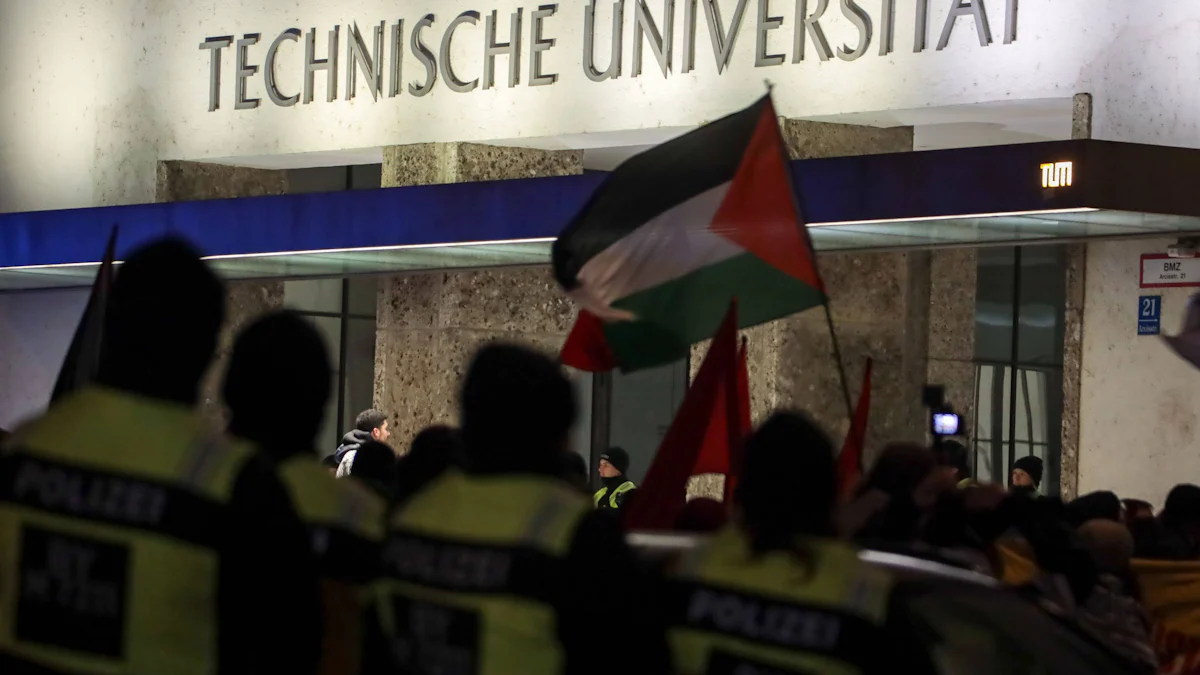 München: Pro-palästinensische Aktivisten versuchen, die TUM zu besetzen – München