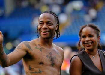 Raheem Sterling verteidigt Familie gegen Einbrecher mit Küchenmesser