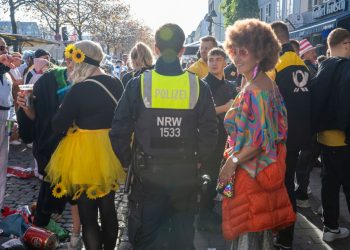 Polizei Köln mit erster Zusammenfassung vom 11.11.