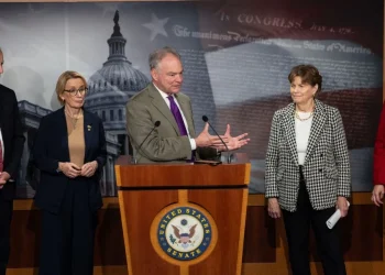 Abstimmung im Senat: Demokraten streiten über Shutdown
