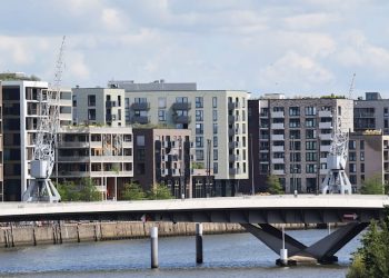 Kritik an Immobilienunternehmen: „Wir rufen Mietnotstand aus“ – Linke startet Wahlkampf