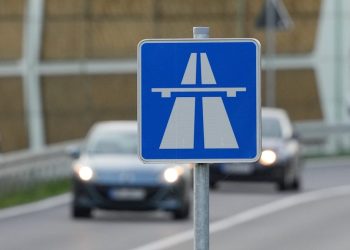 A1 bei Münster: Sex mit 140 km/h – Autobahnpolizei zieht Pärchen aus dem Verkehr