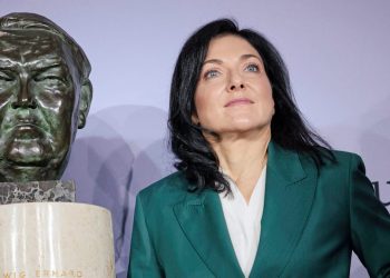 Reichhaltige „Agenda 2030“: Weniger Lohn für Kranke und weniger Kündigungsschutz