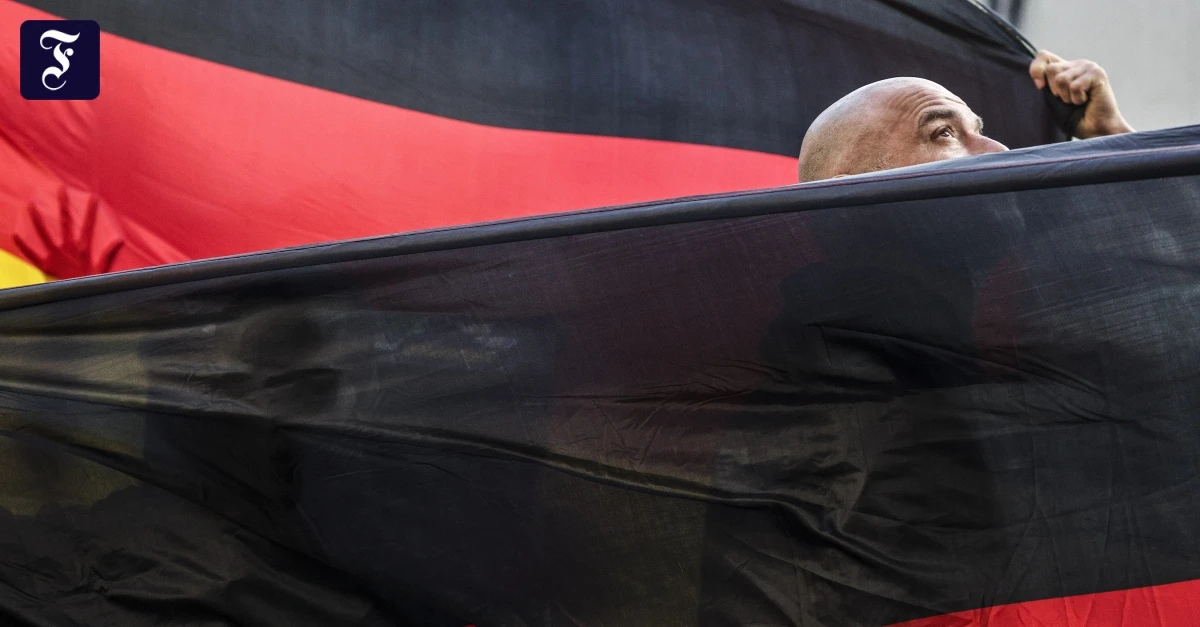 Neue „Mitte“-Studie: jung, männlich, rechts