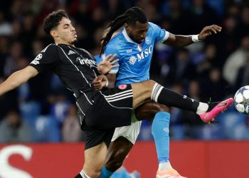 Champions League: Eintracht Frankfurt gelingt Erfolg in Neapel | hessenschau.de