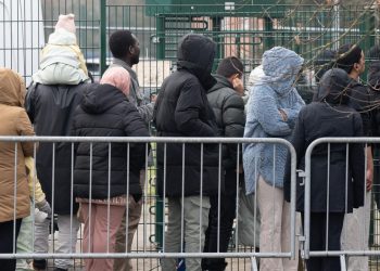 Verteilung von Flüchtlingen: EU stellt Deutschland Entlastung in Aussicht