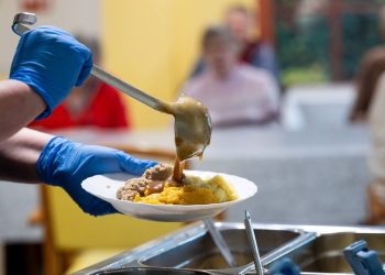 Schlechte Ernährung in Pflegeheimen: „Viele sind unterernährt“