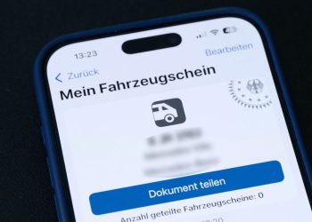 Der Fahrzeugschein ist jetzt auch für Mobiltelefone verfügbar