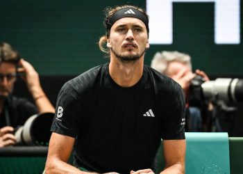 Knöchel bereitet große Sorgen: Zverev wird nach dem Debakel gegen Sinner untersucht