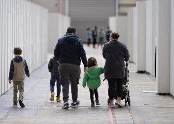 Unterbringung von Flüchtlingen: Umfrage zeigt weniger Überlastung