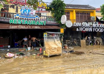 Regenfälle und Überschwemmungen: Zahl der Todesopfer in Vietnam steigt auf 37