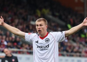 VAR lässt Eintracht Frankfurt beim 1. FC Heidenheim im Stich