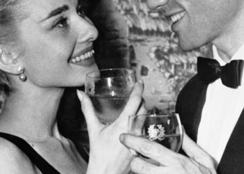 Kuschelalarm im November! Diese 3 Sternzeichen werden im Jahr 2025 endlich die wahre Liebe finden – Harper’s Bazaar DE